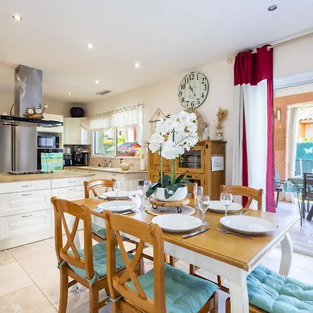 Crystal A Haven Of Luxury And Serenity Villa *