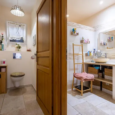 Crystal A Haven Of Luxury And Serenity Cers